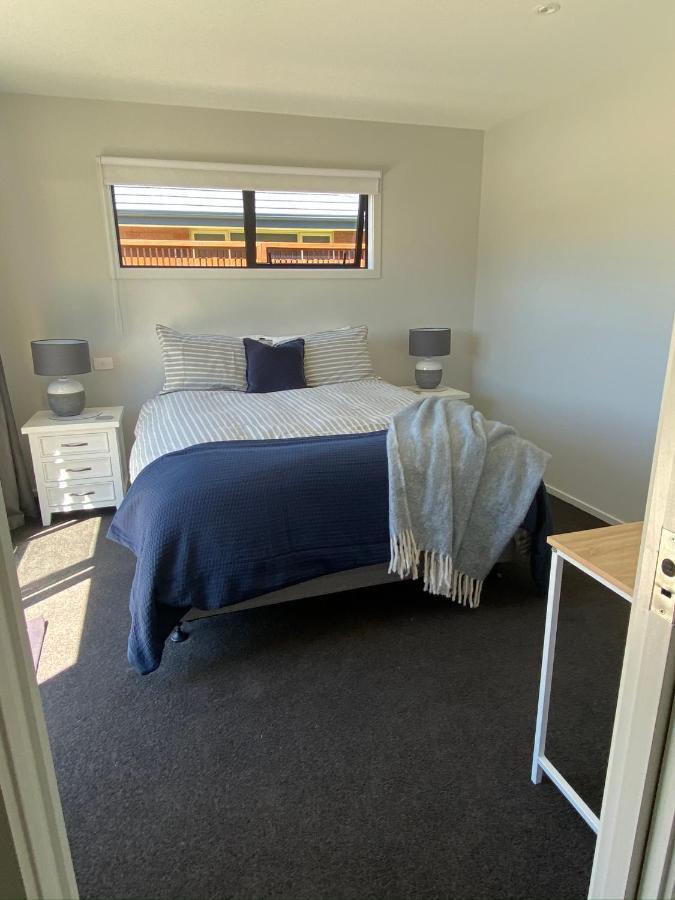 Central Retreat And Self Contained With Free Wifi Cromwell Bagian luar foto